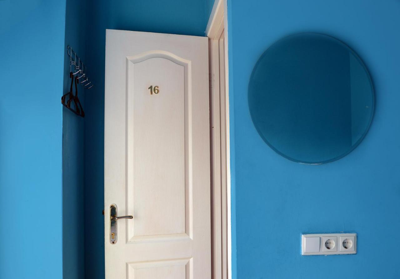 City Center Hostel Kiev Bagian luar foto